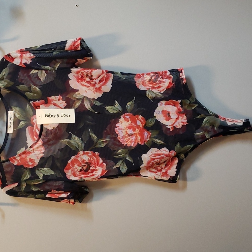 Mikey & Joey NWT Short Sleeve Floral Mesh Bodysuit, Small